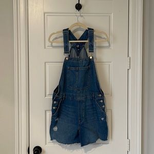 GAP overall shorts
